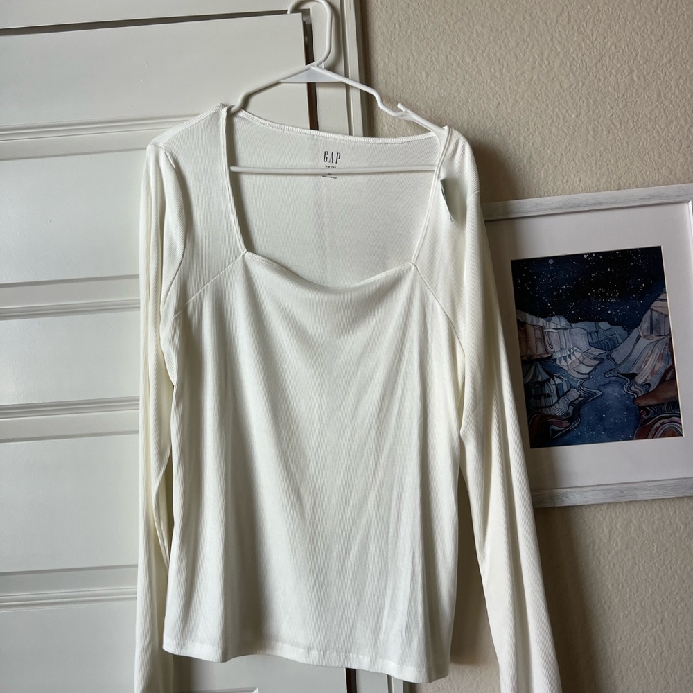 GAP Women's White Long Ribbed Sleeve Top